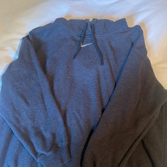 Nike Hoodie Size Medium - Picture 5 of 7